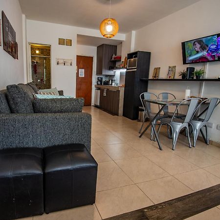 Esmeralda Y Av Cordoba Microcentro Буэнос-Айрес Экстерьер фото